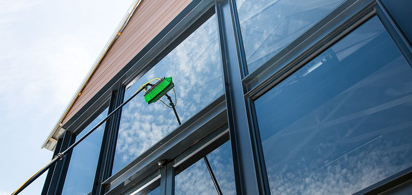 Frequently-Asked-Questions-About-Commercial-Window-Cleaning-toronto